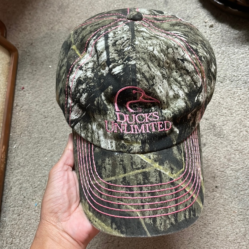 Mossy Oakladies Ducks Unlimited Logo Camo Cap